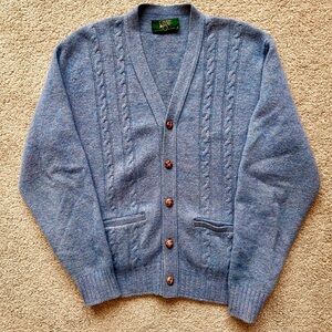 Vintage Jantzen 100% Wool Lavender Cable-Knit V-Neck Cardigan Sweater Womens